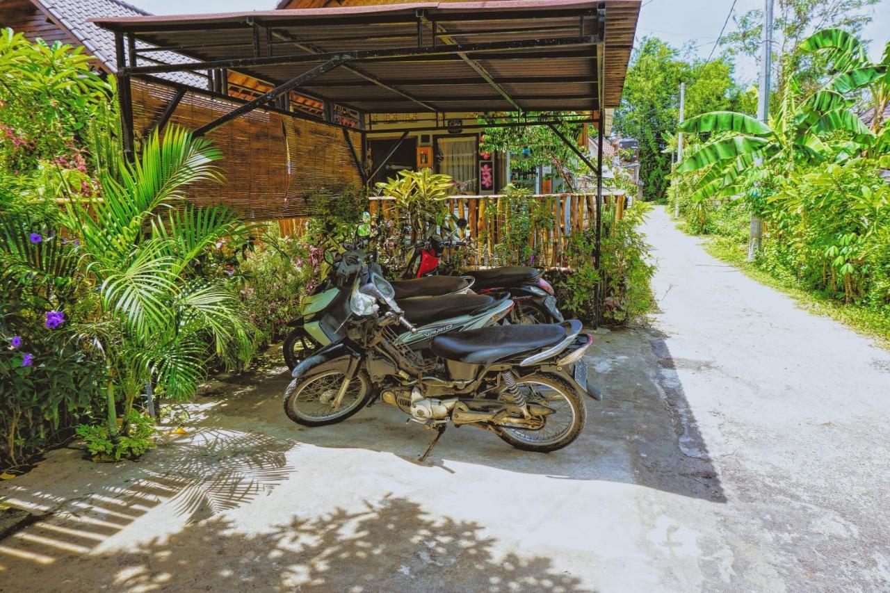 Mertasari Bungalows Ped Exterior foto
